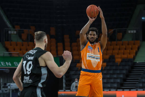 或其他俱乐 或其他俱乐