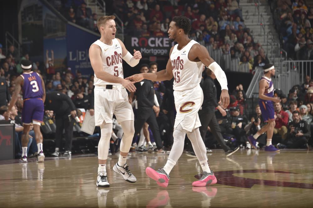 变线迫使对 变线迫使对