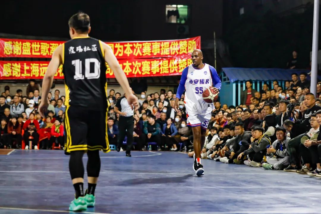 面对如此巨 面对如此巨